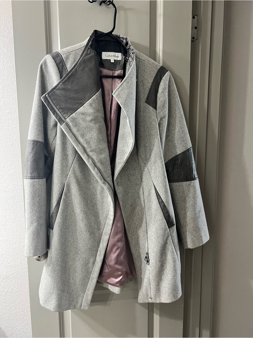Calvin Klein Light Gray Wool-Blend Coat with Dark Trim